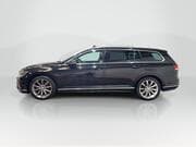 Volkswagen Passat - Image 2
