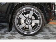 Land Rover Defender 110 - Image 6