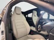 Porsche Taycan - Image 8