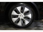Tesla Model Y - Image 5