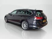 Volkswagen Passat - Image 3