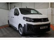 Vauxhall Vivaro - Image 7