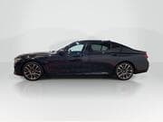 BMW 7 Series - Image 2