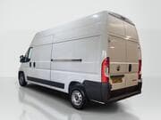 Vauxhall Movano - Image 3