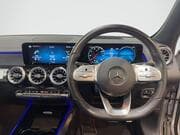 Mercedes-Benz EQB - Image 4