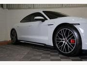 Porsche Taycan - Image 7