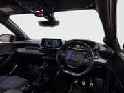 Peugeot 208 - Image 4