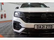 Volkswagen Touareg - Image 7