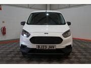 Ford Transit Courier - Image 7