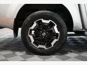 Nissan Navara - Image 7