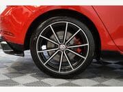 Volkswagen Golf - Image 7