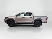 Toyota Hilux - Image 2