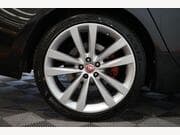 Jaguar XJ - Image 6