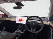 Tesla Model Y - Image 4